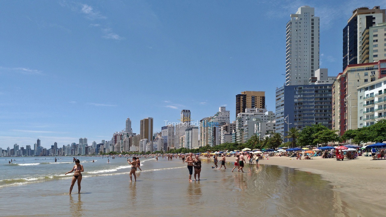 Apartamento para alquiler de vacaciones em Balneário Camboriú (Praia Central)