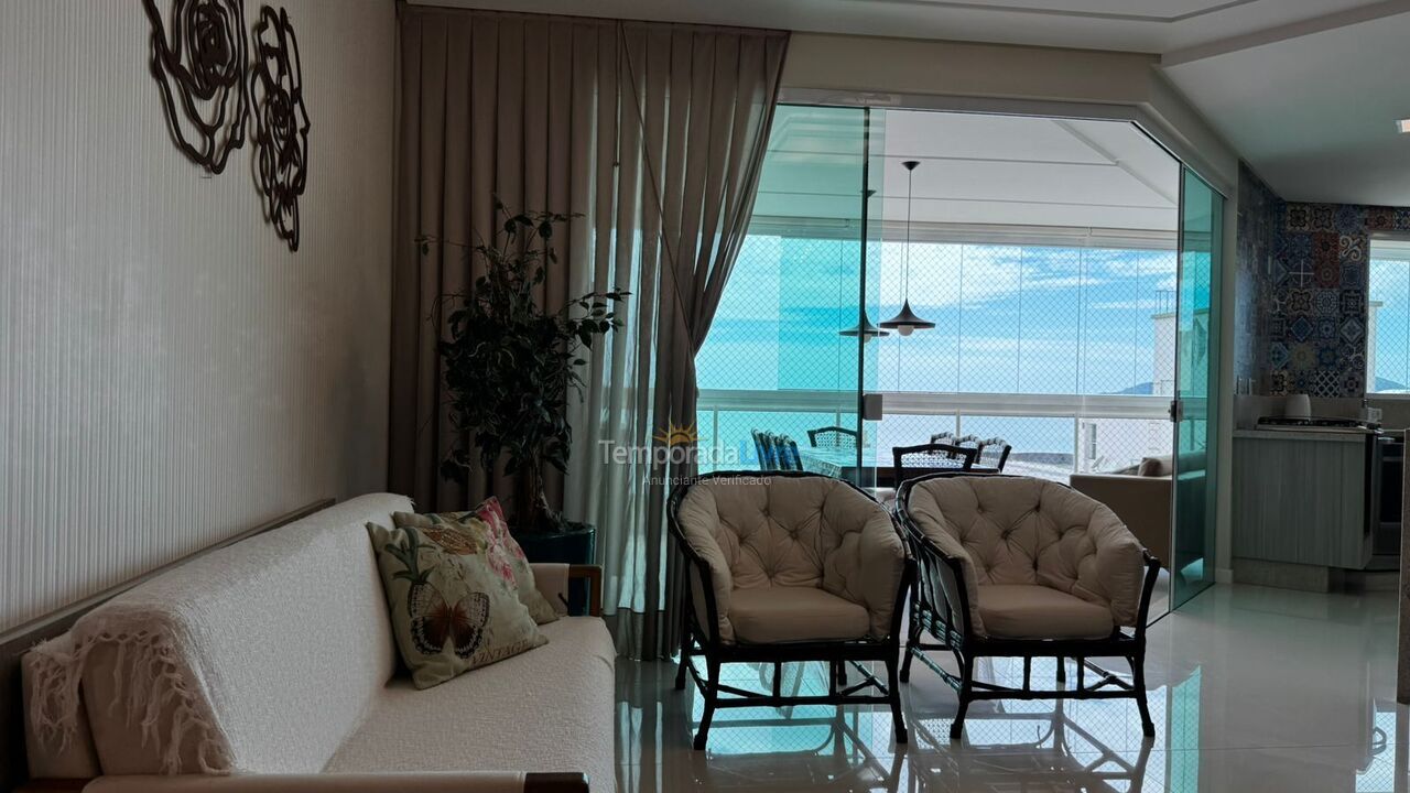 Apartamento para aluguel de temporada em Itapema (Meia Praia)