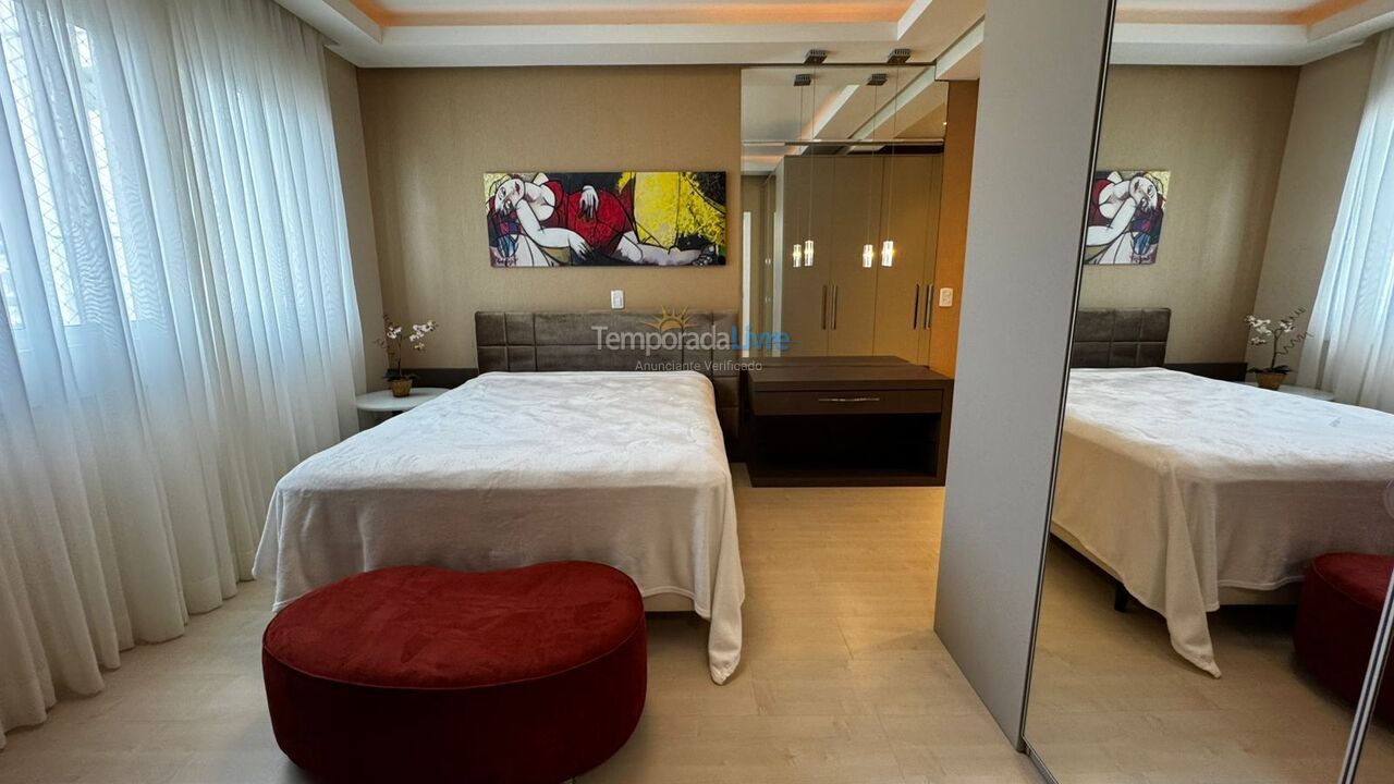 Apartamento para aluguel de temporada em Itapema (Meia Praia)