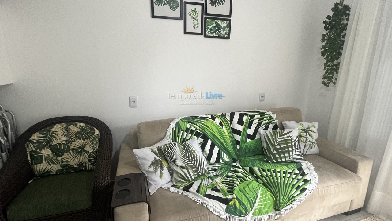 Casa para aluguel de temporada em São Francisco do Sul (Ubatuba)