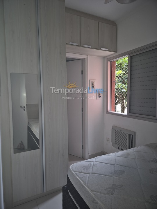 Apartamento para aluguel de temporada em Guarujá (Enseada)
