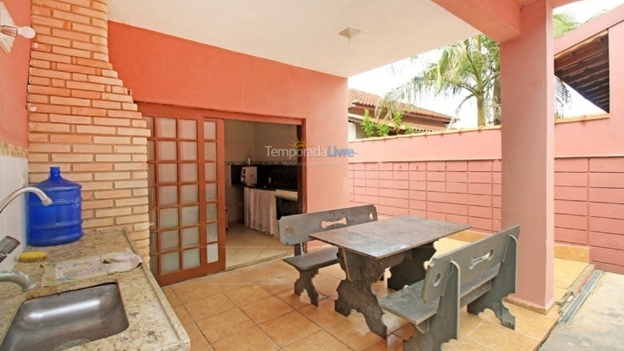 Casa para aluguel de temporada em Itanhaém (Cibratel II)