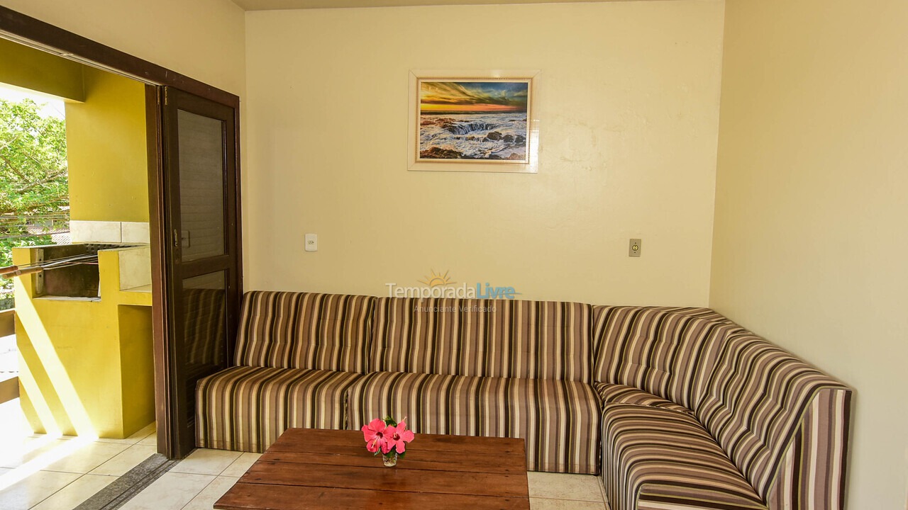 Apartment for vacation rental in Garopaba (Praia da Ferrugem)