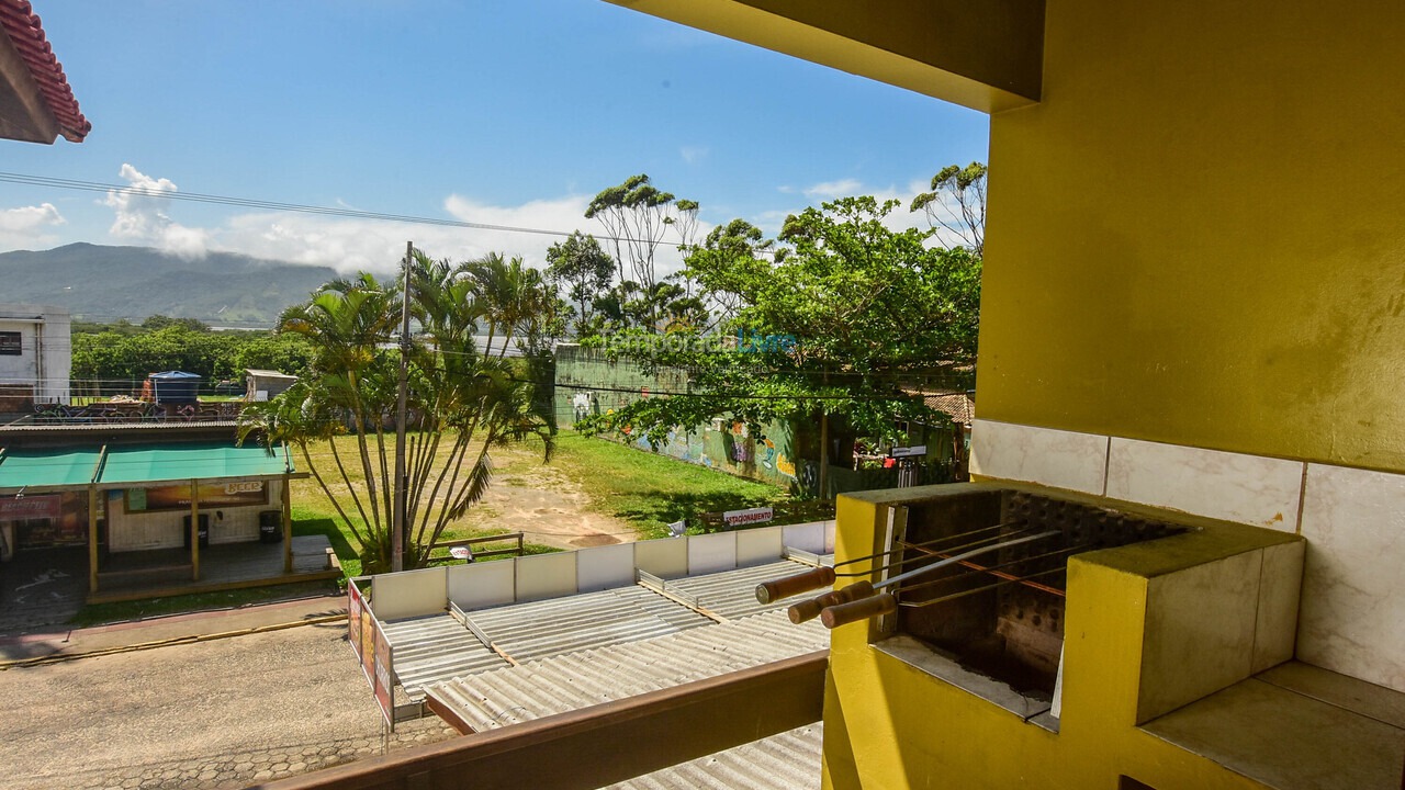 Apartment for vacation rental in Garopaba (Praia da Ferrugem)