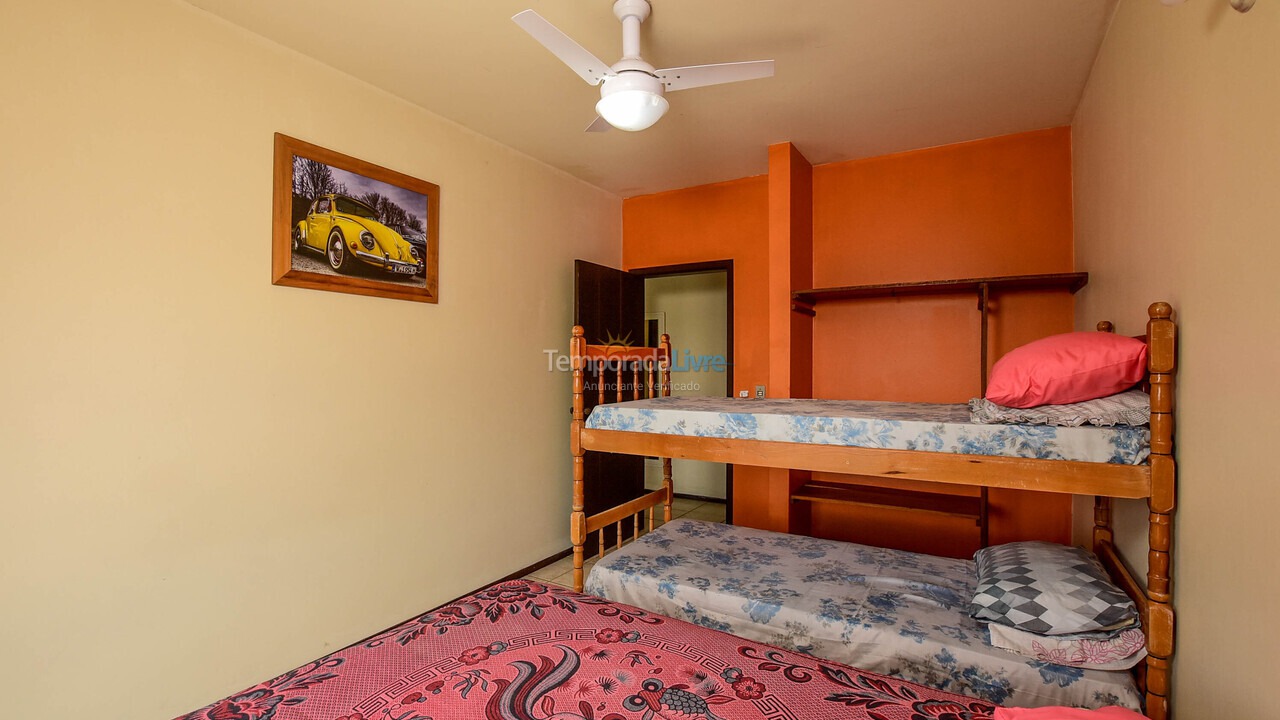 Apartment for vacation rental in Garopaba (Praia da Ferrugem)