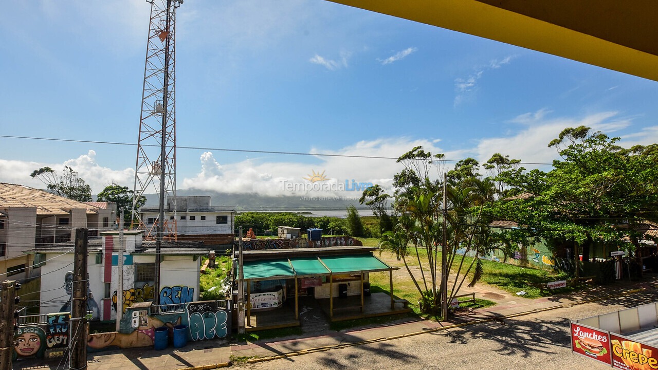 Apartment for vacation rental in Garopaba (Praia da Ferrugem)