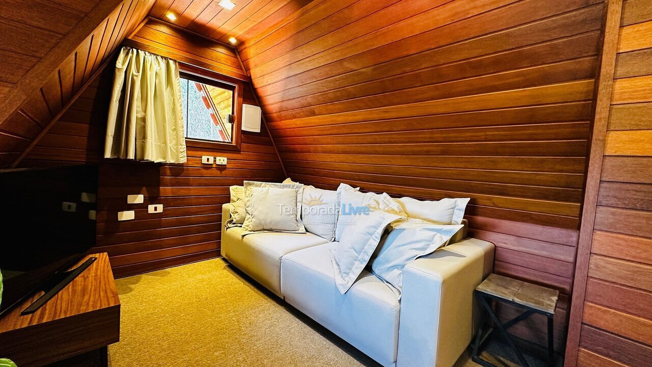 Casa para alquiler de vacaciones em Campos do Jordão (Ataláia)