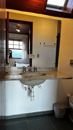 Refúgio Monte Belo nas montanhas