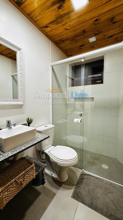 Casa para alquiler de vacaciones em Campos do Jordão (Ataláia)