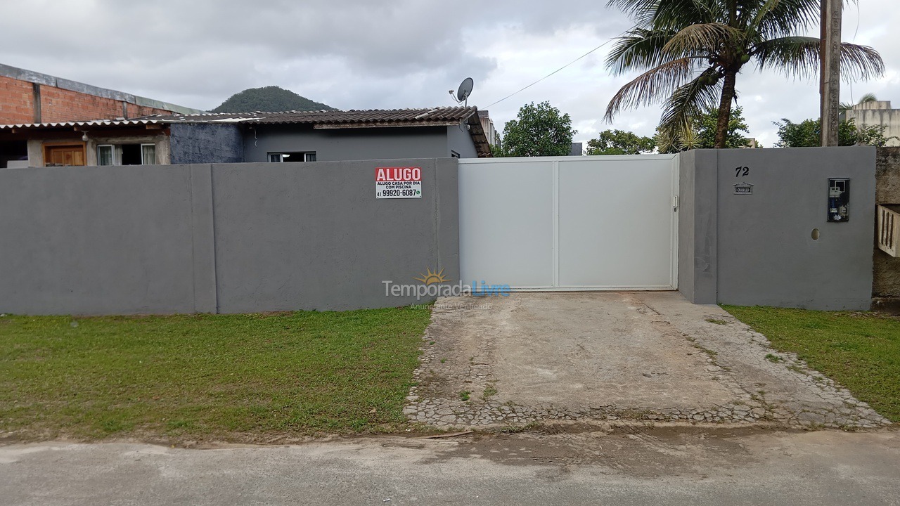 Casa para alquiler de vacaciones em Matinhos (Caiobá)