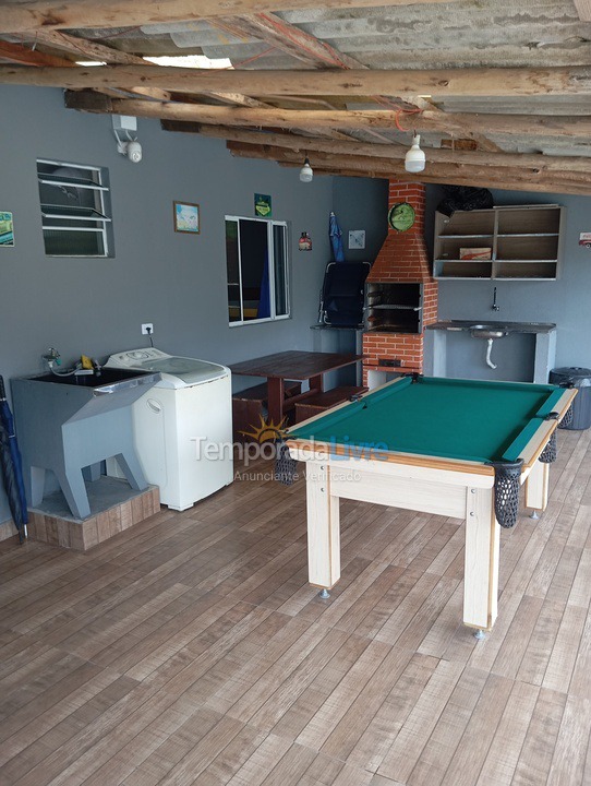 Casa para alquiler de vacaciones em Matinhos (Caiobá)