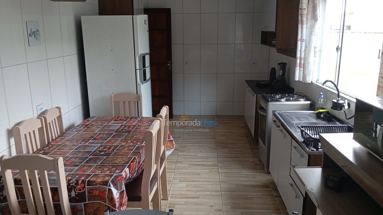 Casa para alquiler de vacaciones em Matinhos (Caiobá)