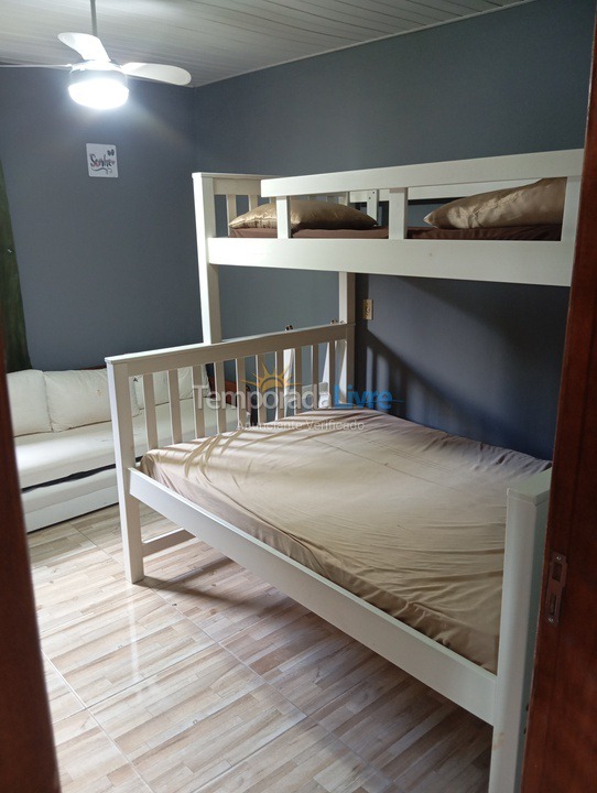 Casa para alquiler de vacaciones em Matinhos (Caiobá)