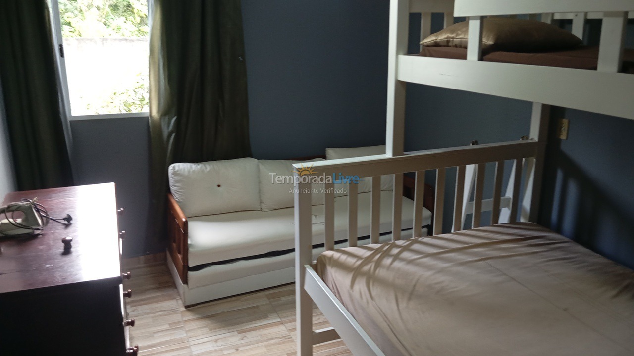 Casa para alquiler de vacaciones em Matinhos (Caiobá)