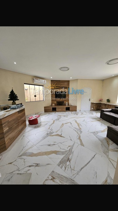 Casa para aluguel de temporada em Praia Grande (Solemar)