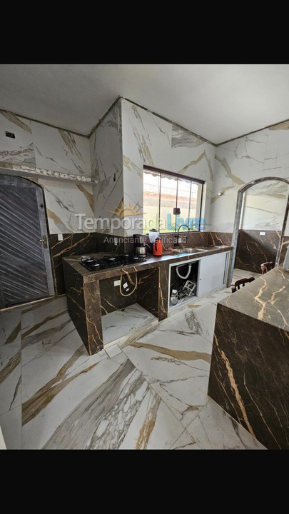 Casa para aluguel de temporada em Praia Grande (Solemar)