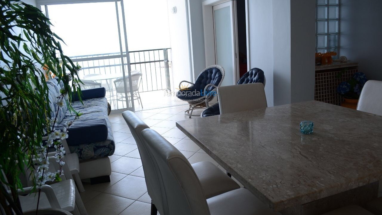 Apartamento para alquiler de vacaciones em Guarujá (Pitangueiras)