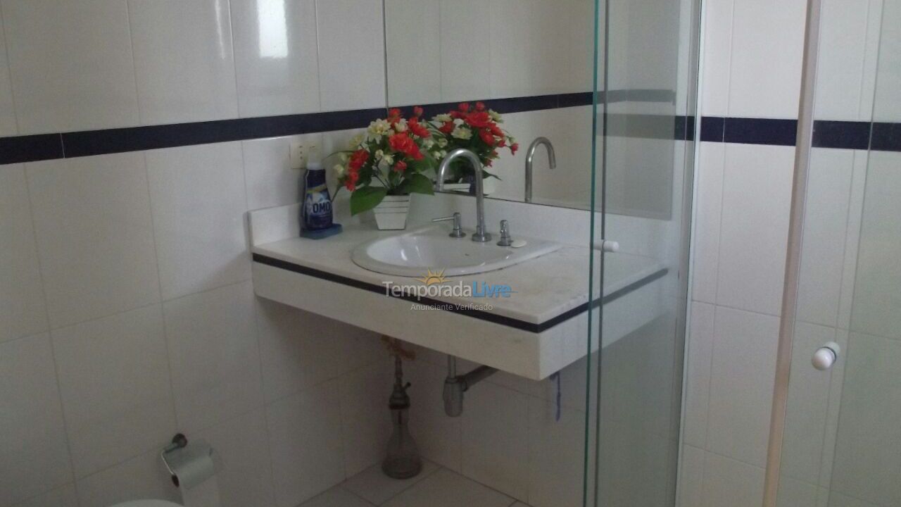 Apartamento para alquiler de vacaciones em Guarujá (Pitangueiras)