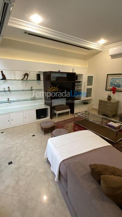 Casa para alquiler de vacaciones em Guarujá (Praia do Pernambuco)