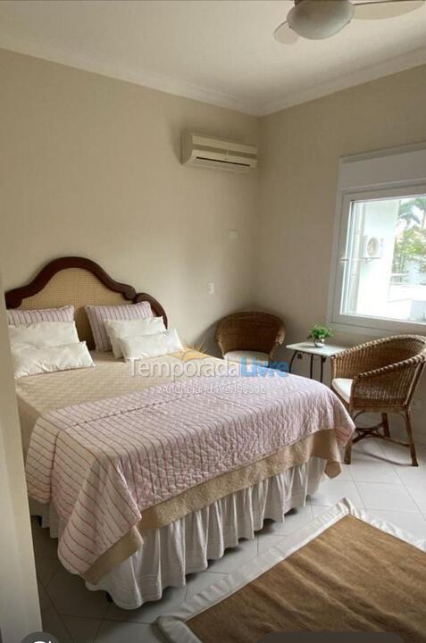 Casa para alquiler de vacaciones em Guarujá (Praia do Pernambuco)