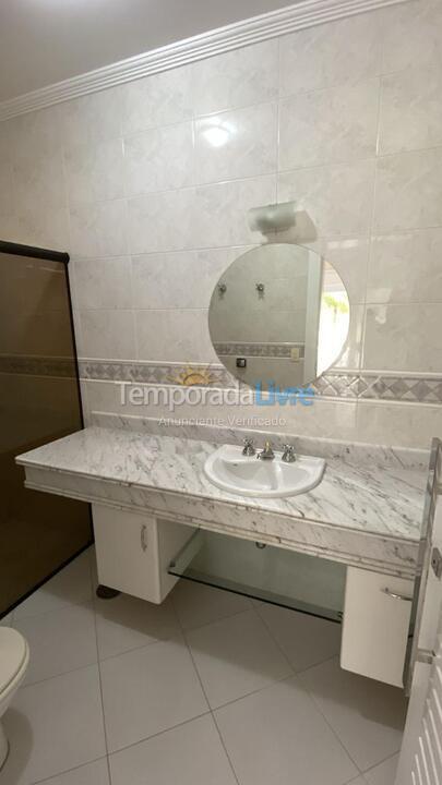 Casa para alquiler de vacaciones em Guarujá (Praia do Pernambuco)