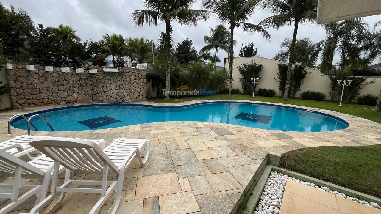 Casa para alquiler de vacaciones em Guarujá (Praia do Pernambuco)