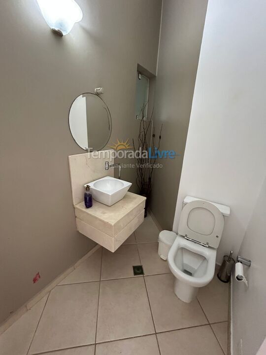 Casa para alquiler de vacaciones em Guarujá (Praia do Pernambuco)