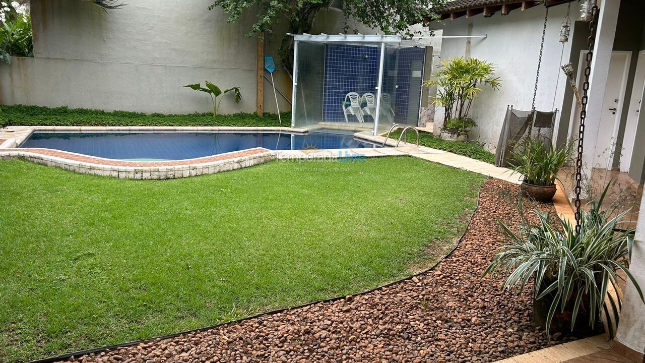 Casa para alquiler de vacaciones em Guarujá (Praia do Pernambuco)