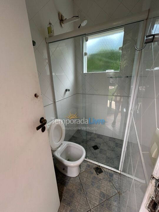 Casa para alquiler de vacaciones em Guarujá (Praia do Pernambuco)
