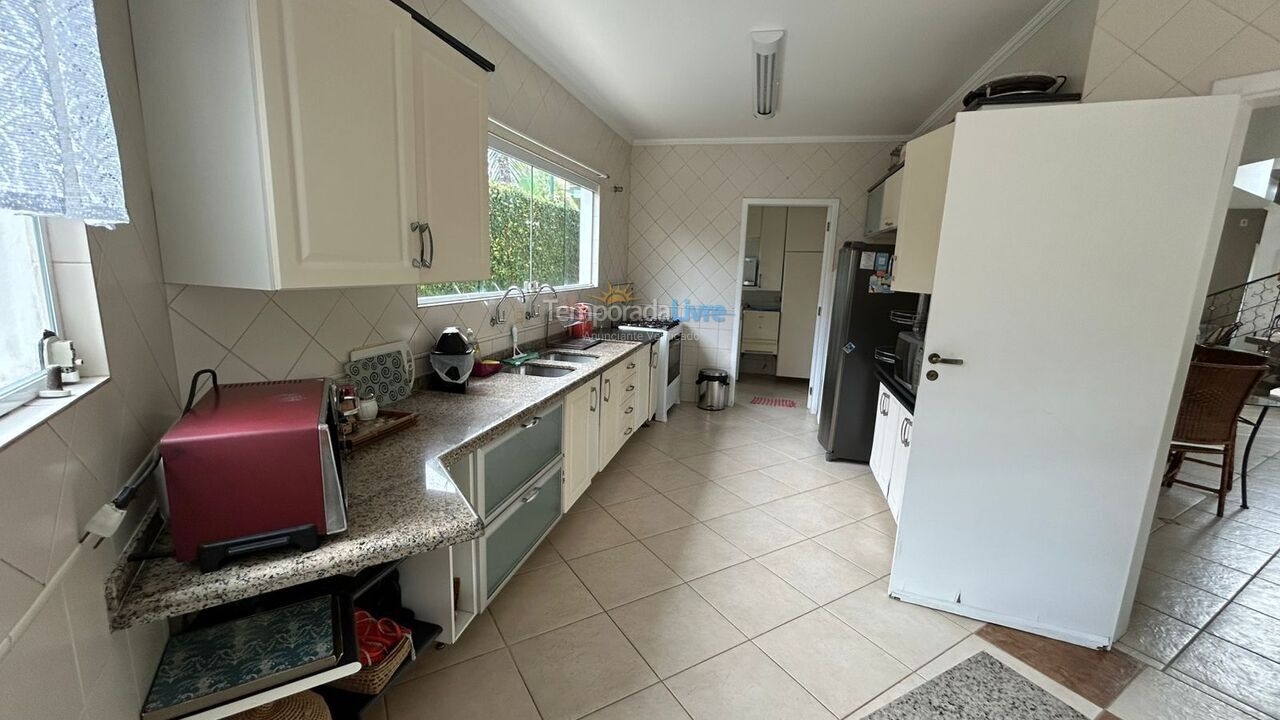 Casa para alquiler de vacaciones em Guarujá (Praia do Pernambuco)