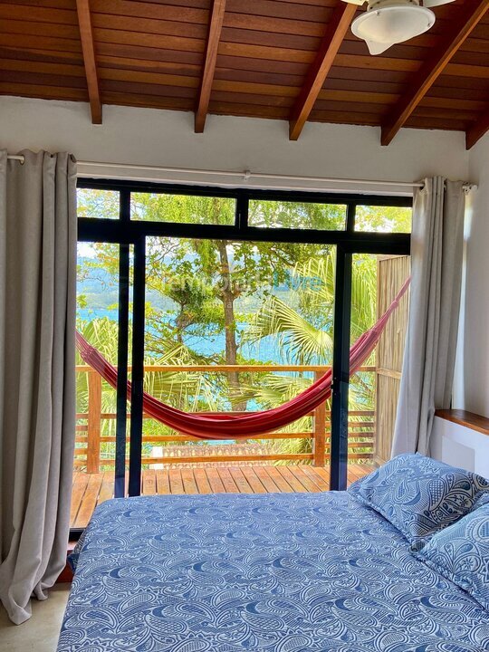 Apartamento para aluguel de temporada em Ilhabela (Portinho)