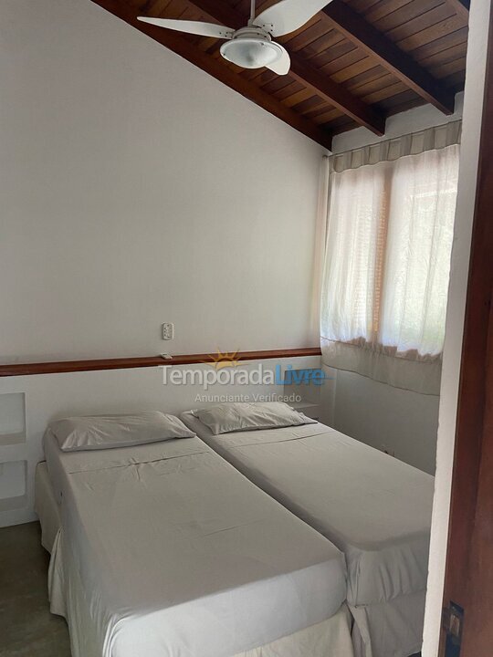 Apartamento para aluguel de temporada em Ilhabela (Portinho)