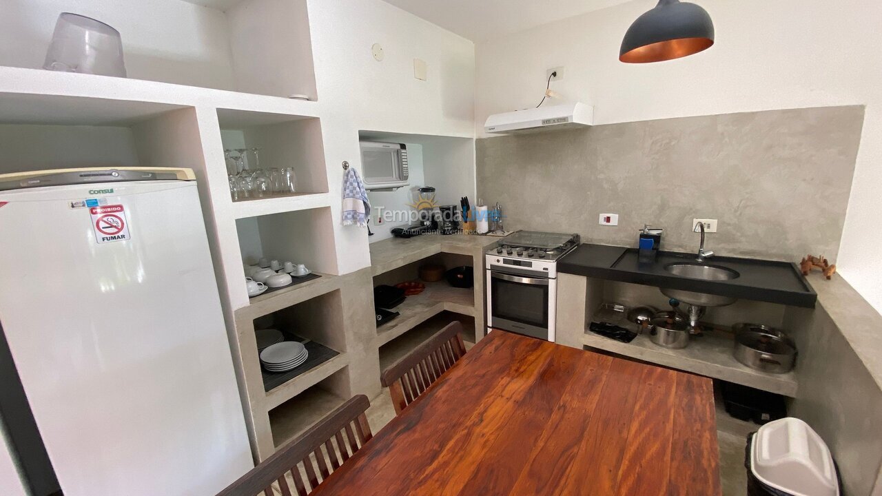 Apartamento para aluguel de temporada em Ilhabela (Portinho)