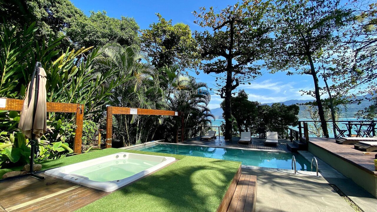 Apartamento para aluguel de temporada em Ilhabela (Portinho)