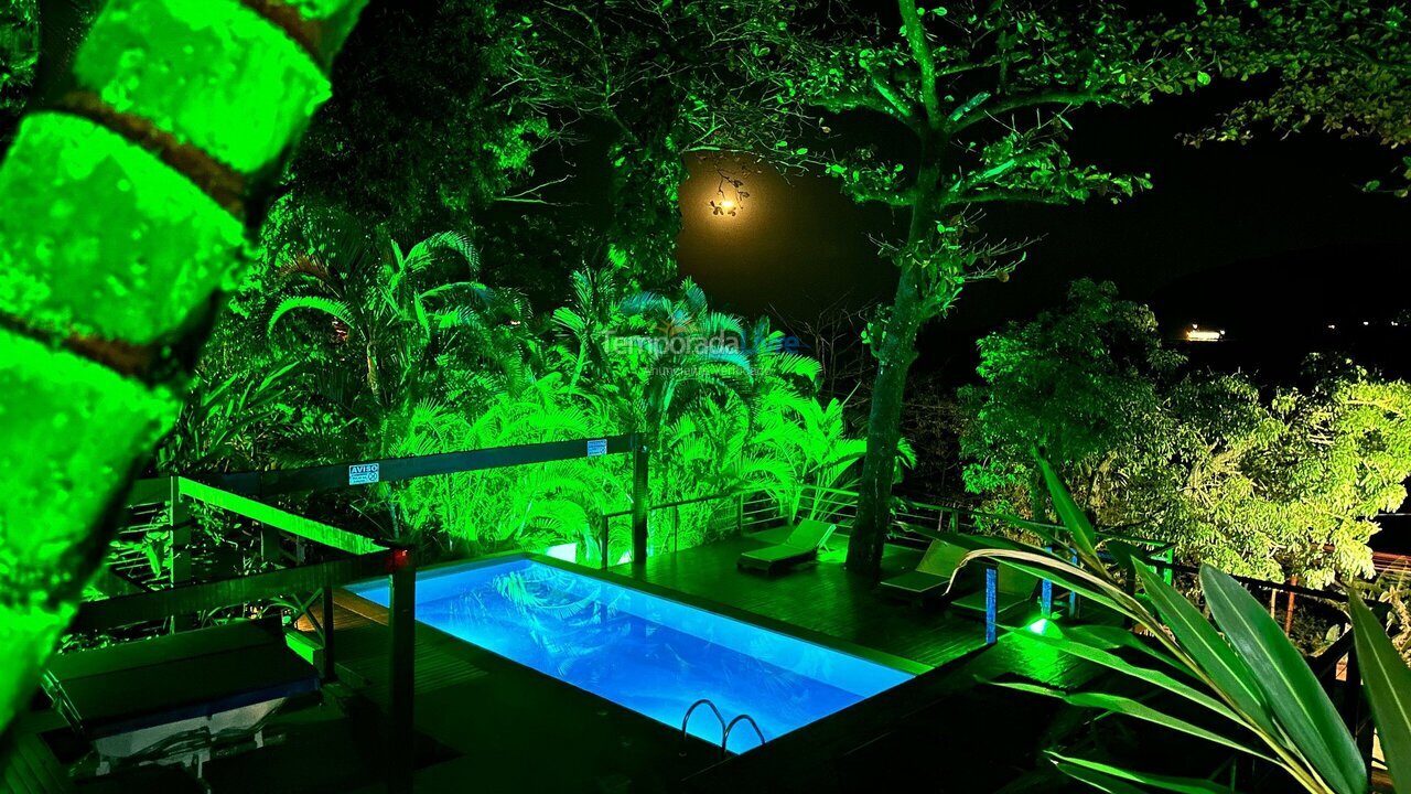 Apartamento para aluguel de temporada em Ilhabela (Portinho)