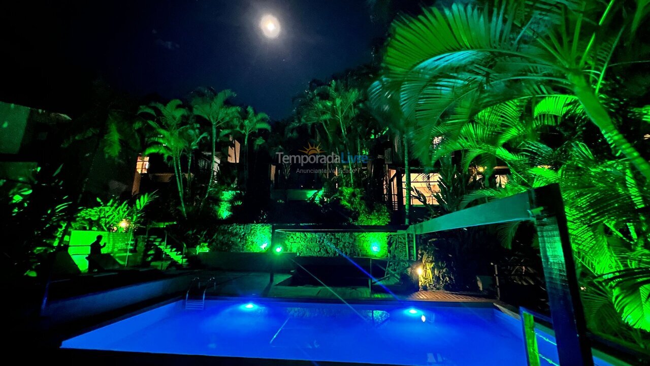 Apartamento para aluguel de temporada em Ilhabela (Portinho)