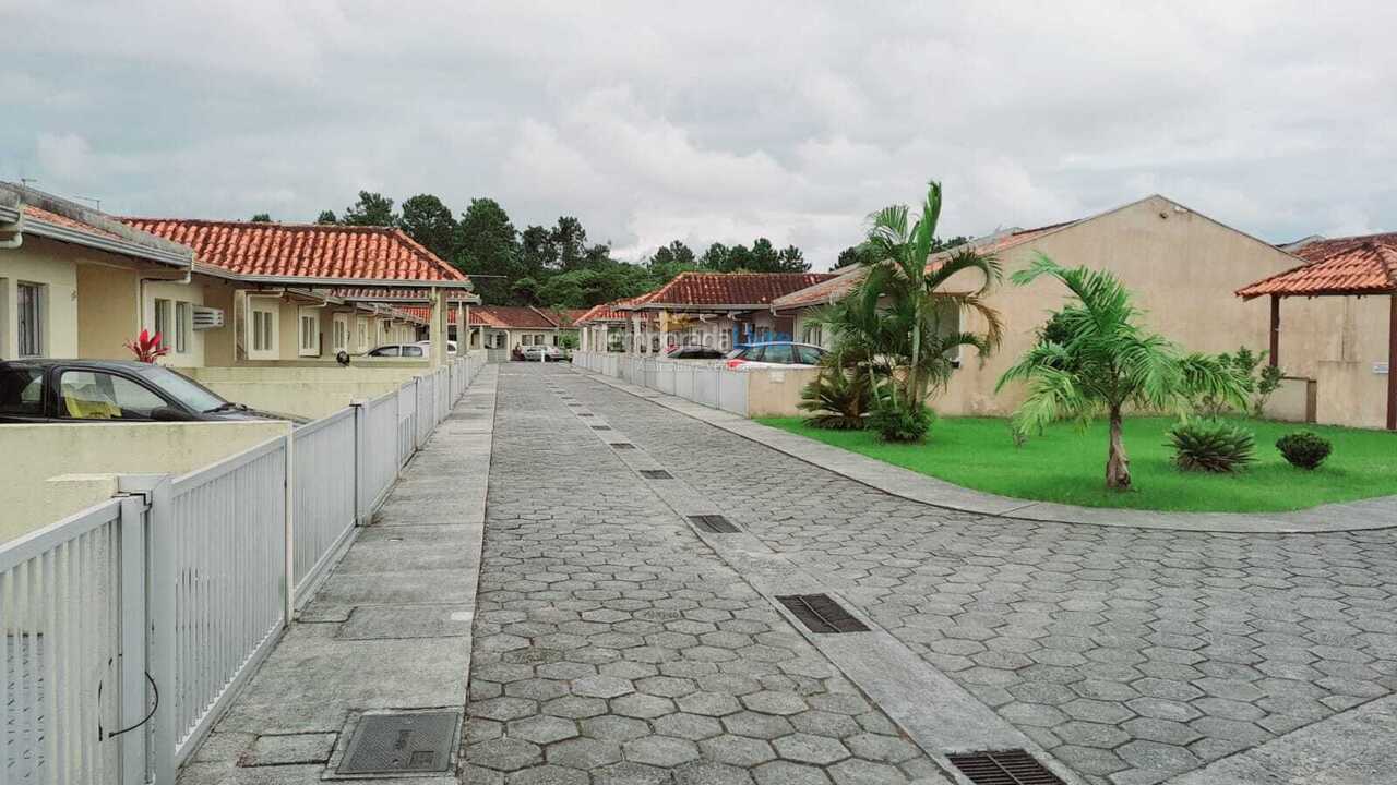 Casa para alquiler de vacaciones em Matinhos (Balneário Flamingo)