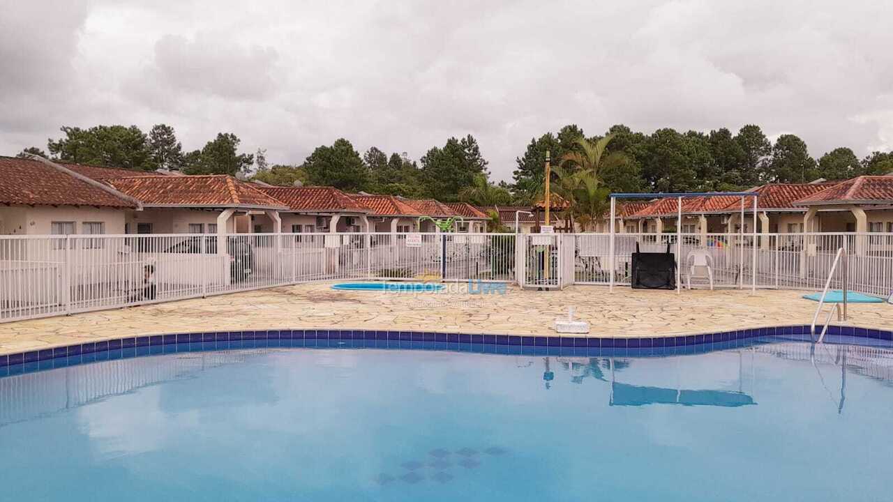 Casa para alquiler de vacaciones em Matinhos (Balneário Flamingo)