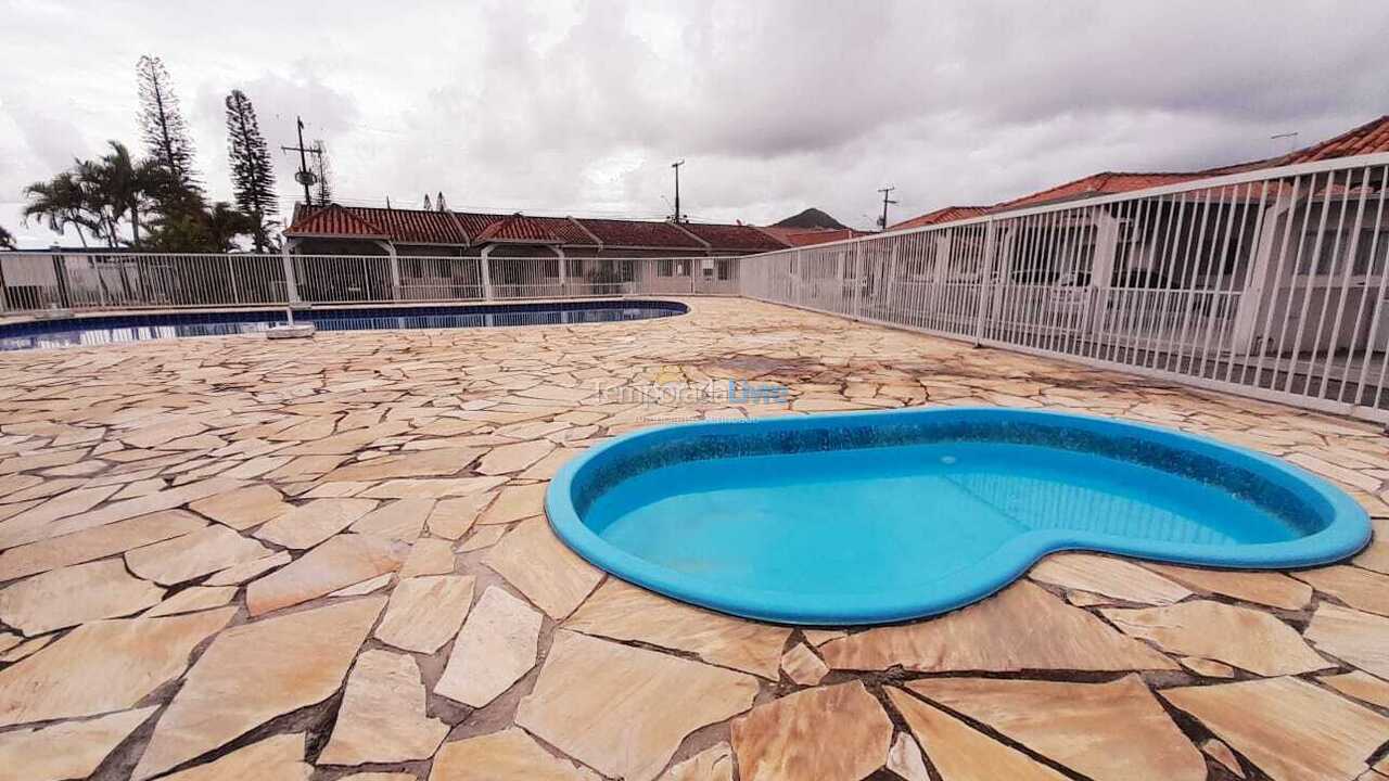 Casa para alquiler de vacaciones em Matinhos (Balneário Flamingo)