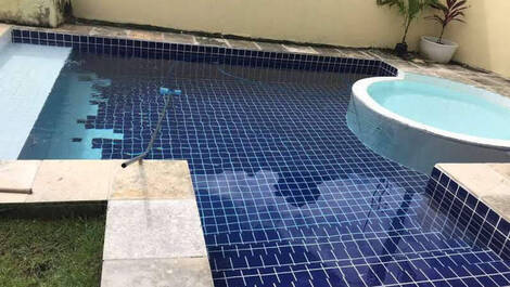 Beautiful Duplex Guest House or Vacation Rental in Praia do Meio/Araçagy