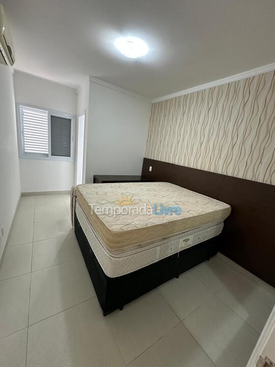Apartamento para aluguel de temporada em Ubatuba (Praia Grande)