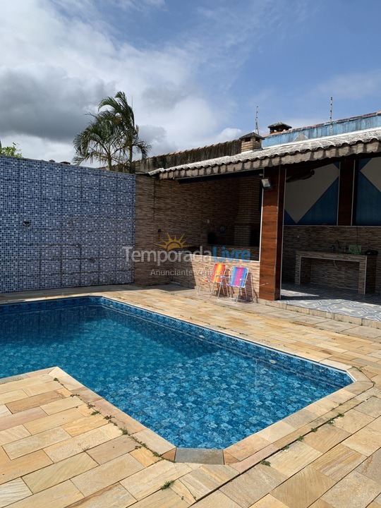 Casa para alquiler de vacaciones em Itanhaém (Jardim Suarão)