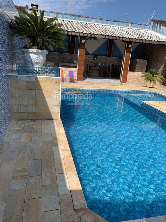 Casa para alquiler de vacaciones em Itanhaém (Jardim Suarão)