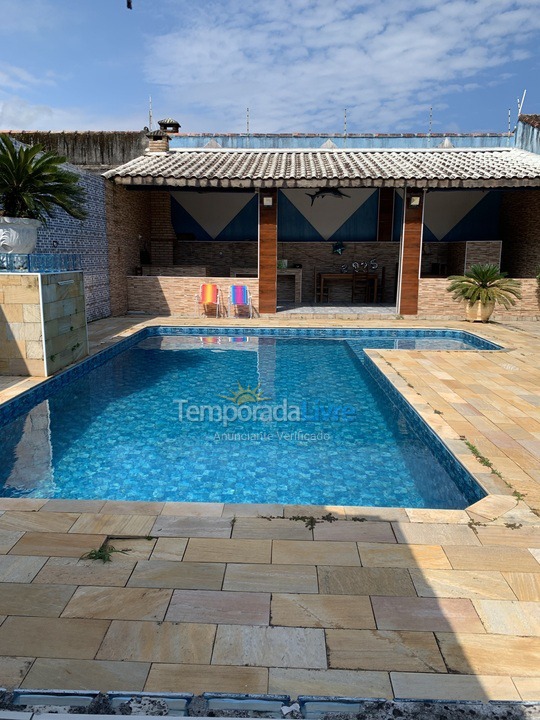 Casa para alquiler de vacaciones em Itanhaém (Jardim Suarão)