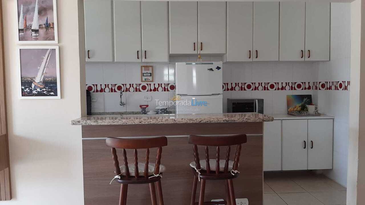 Apartamento para aluguel de temporada em Ubatuba (Praia Grande)