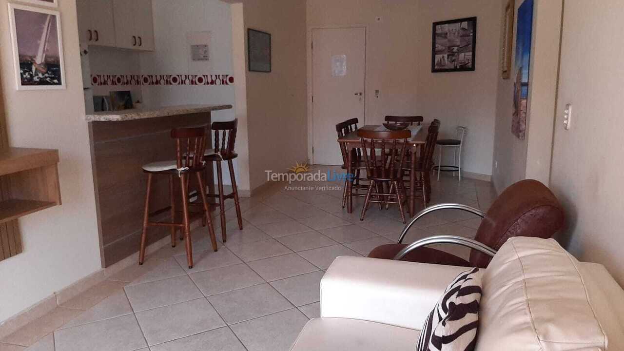 Apartamento para aluguel de temporada em Ubatuba (Praia Grande)