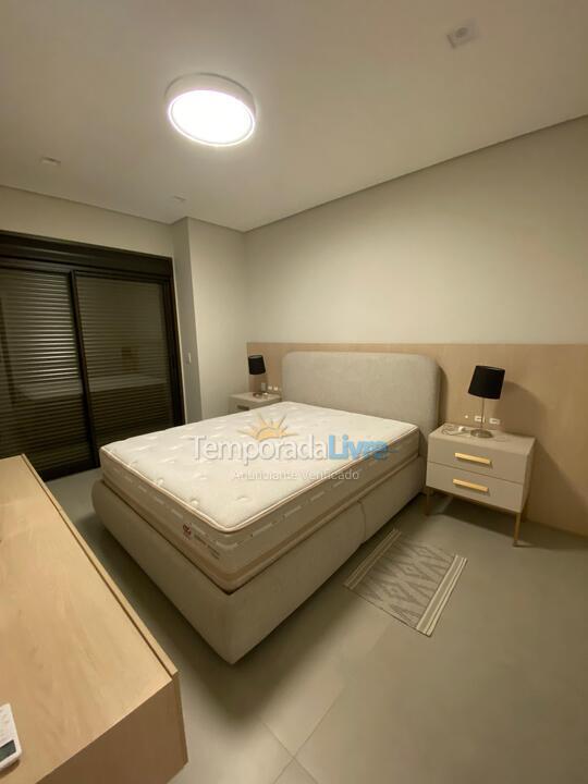 Apartamento para alquiler de vacaciones em Governador Celso Ramos (Praia de Palmas)