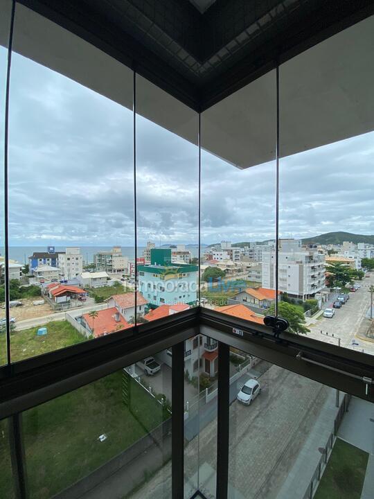 Apartamento para alquiler de vacaciones em Governador Celso Ramos (Praia de Palmas)