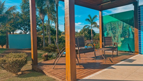 Ótimo Rancho Próximo Ao Centro De Capitólio e Escarpas do Lago