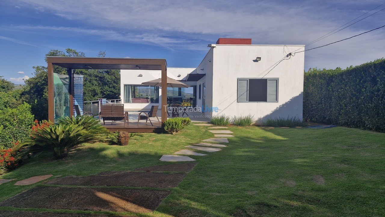 Casa para aluguel de temporada em Capitólio (Capitólio)